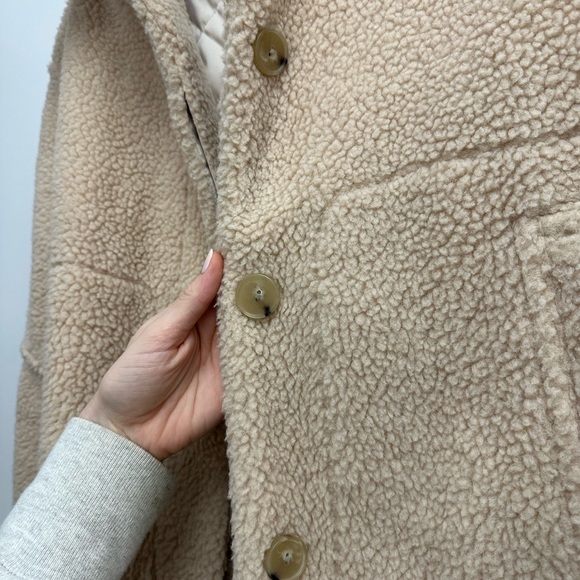 Vince Faux Sherpa Jacket - size small - Picture 5 of 7